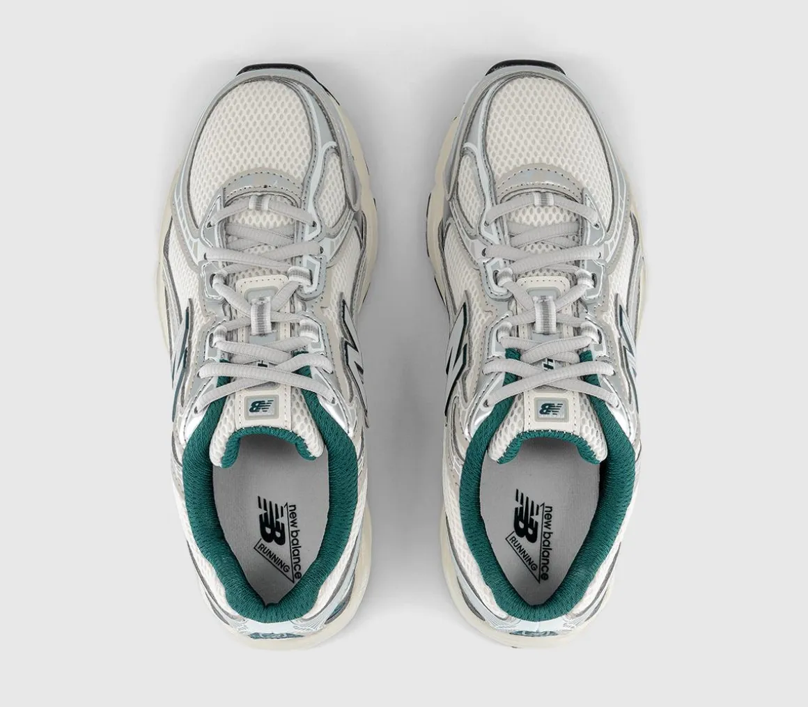 740 V2 Trainers