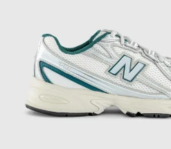 740 V2 Trainers