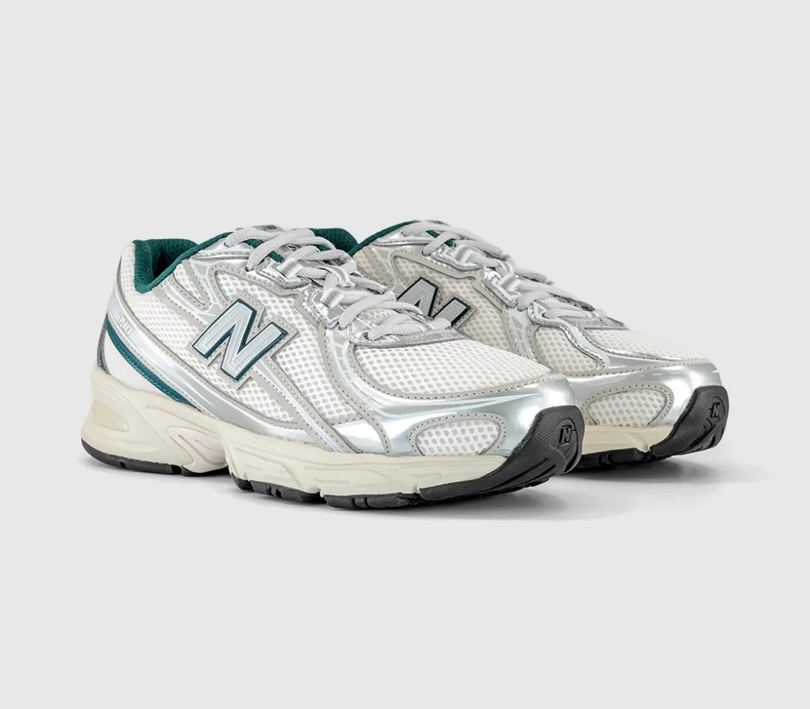 740 V2 Trainers