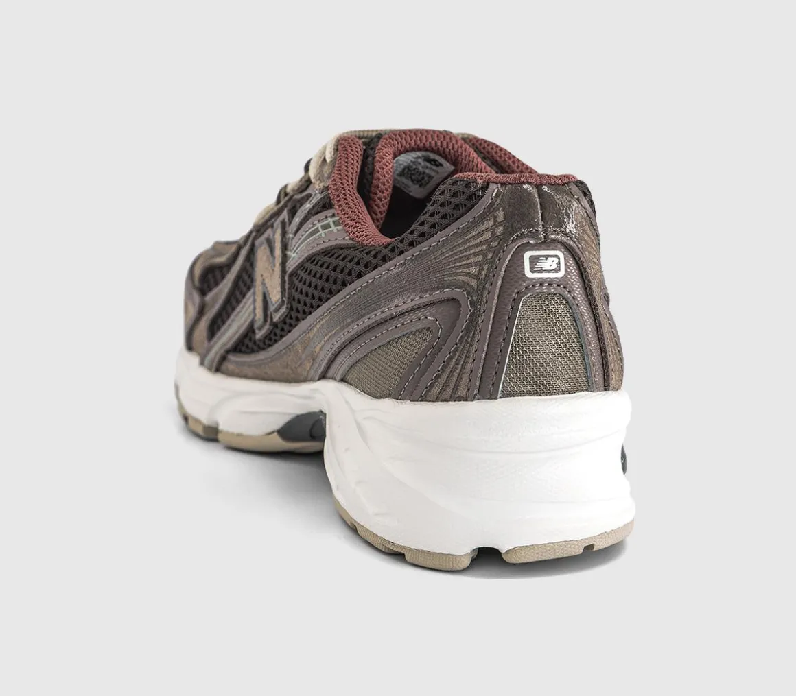 740 V2 Trainers