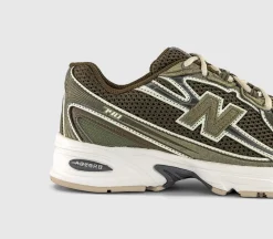 740 V2 Trainers