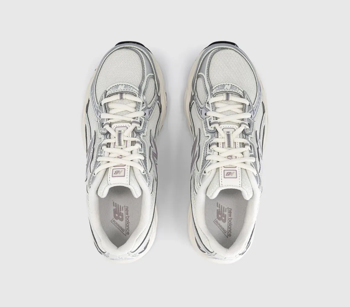 740 V2 Trainers