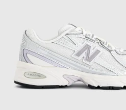 740 V2 Trainers