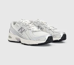 740 V2 Trainers