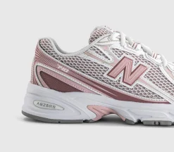 740 V2 Trainers