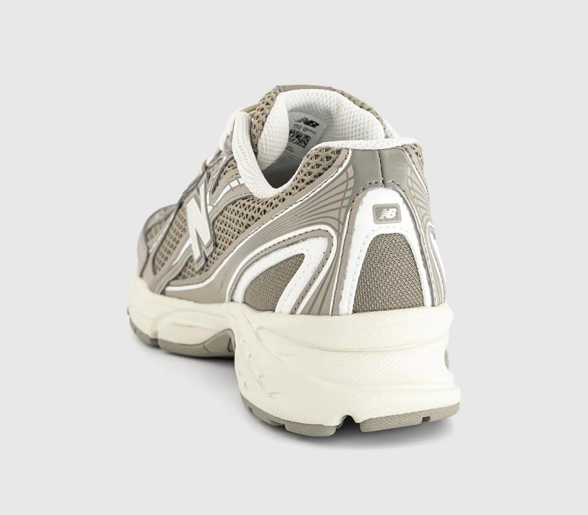 740 V2 Trainers