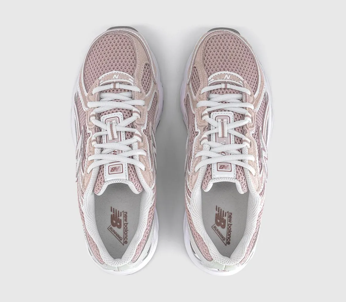 740 V2 Trainers